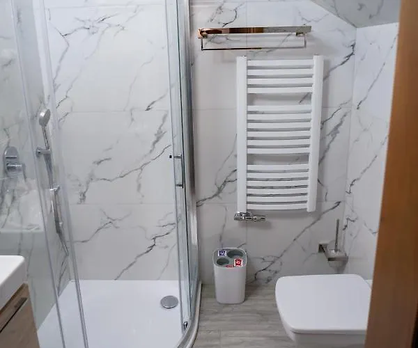 Liliowe & Wellness Lägenhet *